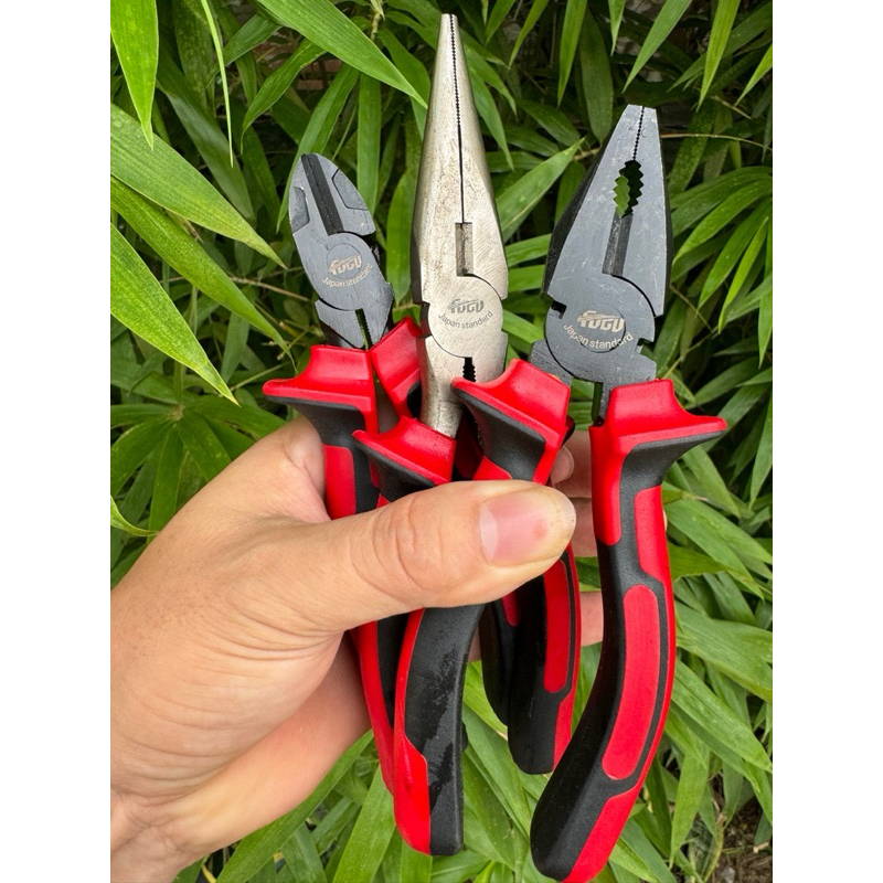 kìm bãi nhật 🇯🇵hàng bãi còn đẹp 80% 1 sét gồm 3 chiếc  👉(cắt -bằng -nhọn)