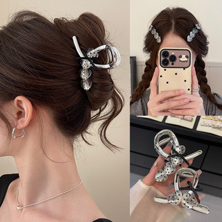 Kẹp tóc hình nơ chấm bi màu bạc trendy phong cách Hàn Quốc