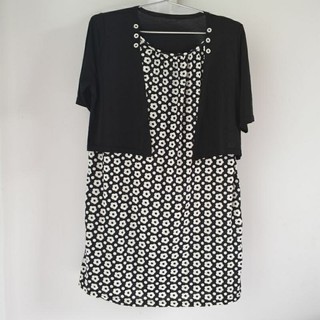 Đầm secondhand 153 chất đẹp size (N110cm D88cm) mới 99%