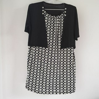 Đầm secondhand 153 chất đẹp size (N110cm D88cm) mới 99%