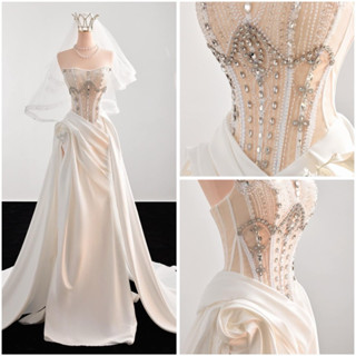 Đầm cưới đi bàn cô dâu LILYSTORE đuôi cá phối tùng xoè xoắn hoa hồng kết hạt bắt sáng lấp lánh sang chảnh full s/m/l/xl