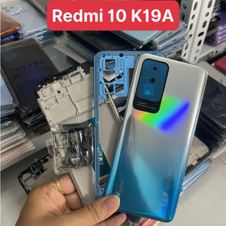 Vỏ Xiaomi Redmi 10 có kính cam và khe sim