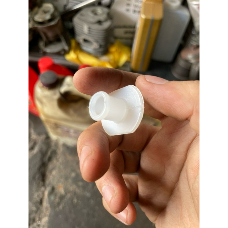 Nút Đậy Nhún STIHL 382 381