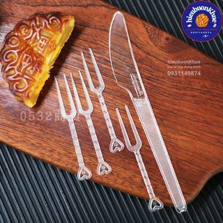 Set dao nĩa nhựa ăn bánh trung thu, bánh nướng, bánh dẻo cao cấp