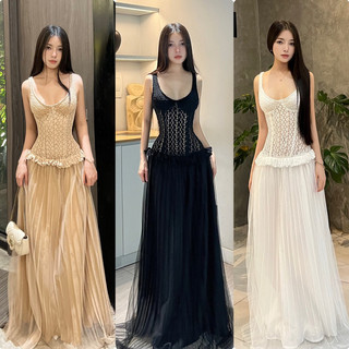 G.U - TIFFANY DRESS - ĐẦM MAXI REN HOA LEN NỔI PHỐI TÙNG VÁY XOÈ DẬP LI , KIỂU DÁNG 3 LỔ DÂY MẢNH