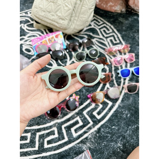 kính hm dư xịn cho bé