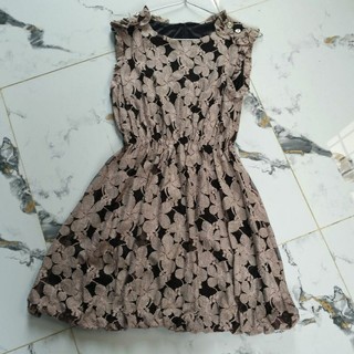 Đầm secondhand Hàn 1515, made in Korea, chất ren có lót, rất đẹp size M(N100cm Eo chun D84cm) mới 99%