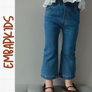 Quần jeans ống loe cho bé EmBap Order, quần jeans ống loe lưng cao thời trang hàn quốc cho bé gái