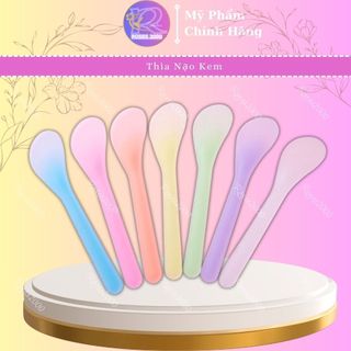 Que thìa nhựa trộn và đắp mặt nạ, thìa nhựa trộn quét mask bột tiện dụng
