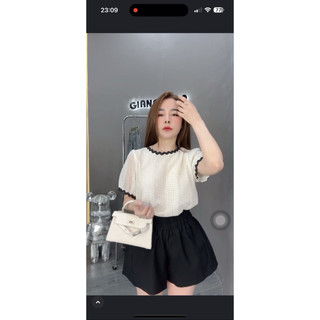 Áo sơ mi ren viền đen QC