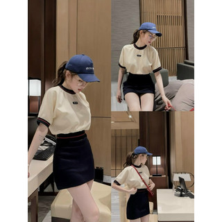 Set phông miumiu kèm chân váy qc