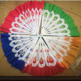  Quạt múa con công loại 1  cặp 2 tay trái + phải  