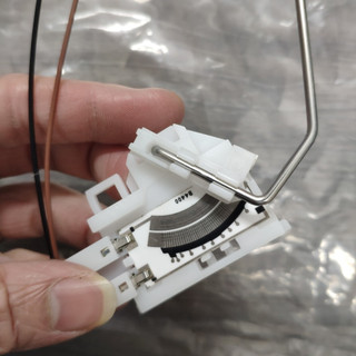 Phao xăng, cảm biến báo xăng i10 đời 2014-2020