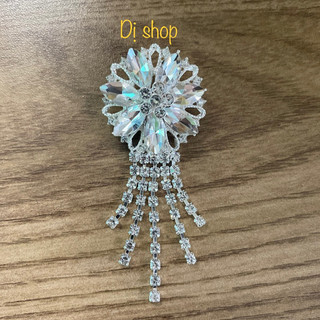 TAG CÀI HOA ĐÁ 3cm có râu dài ( có ghim cài)