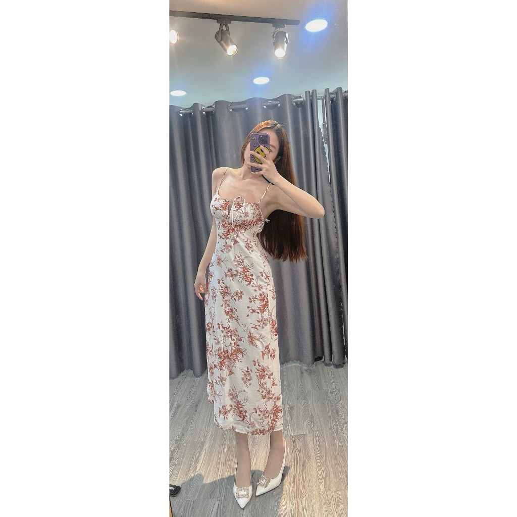 ĐẦM MONTEAULOS CÚP NGỰC DÀI