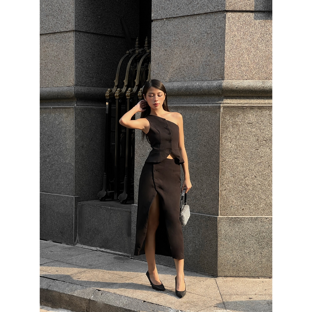 DEVONS STUDIO Set Áo Vest Và Chân váy Midi Xẻ Tà - Day To Slay Set | BigBuy360 - bigbuy360.vn