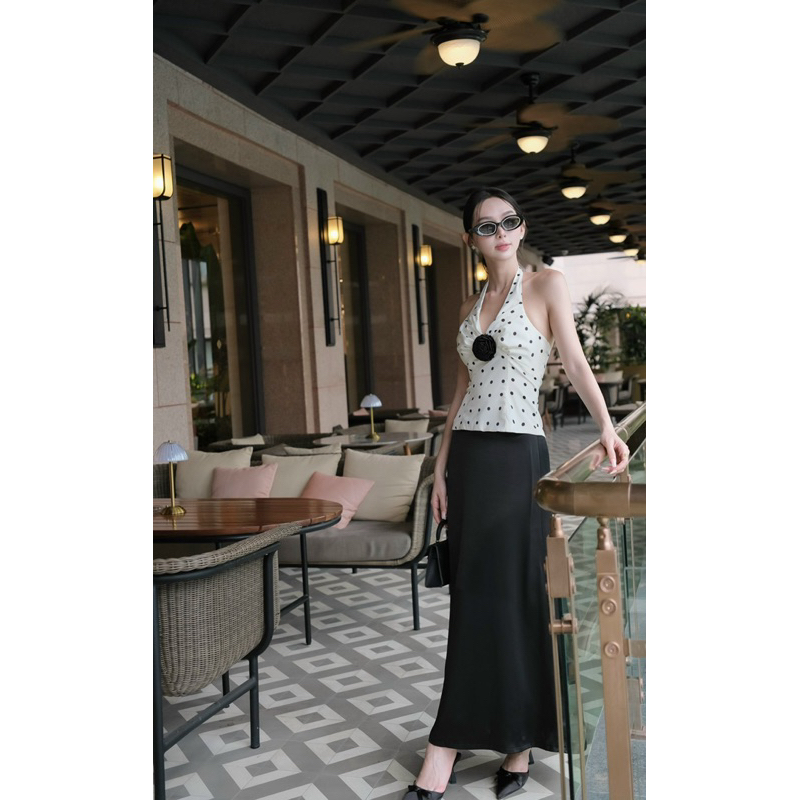 Set áo yếm chấm bi hoa ngực chân váy lụa