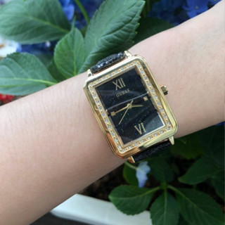 Đồng hồ nữ Chính Hãng GUESS ChiPU Mặt Vuông