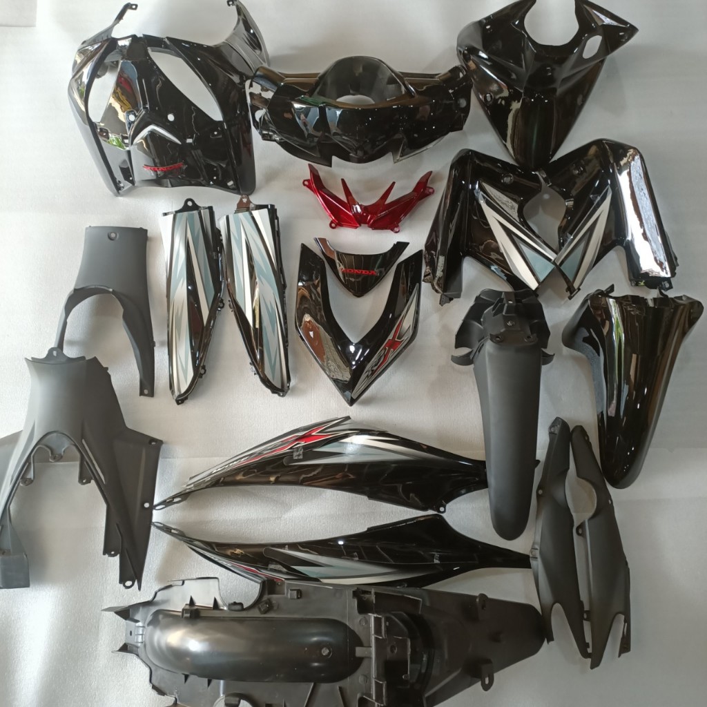 Dàn áo C110 xe WAVE RSX 110 nhựa nguyên sinh ABS cao cấp màu Đen Full đời 2010 - 2012