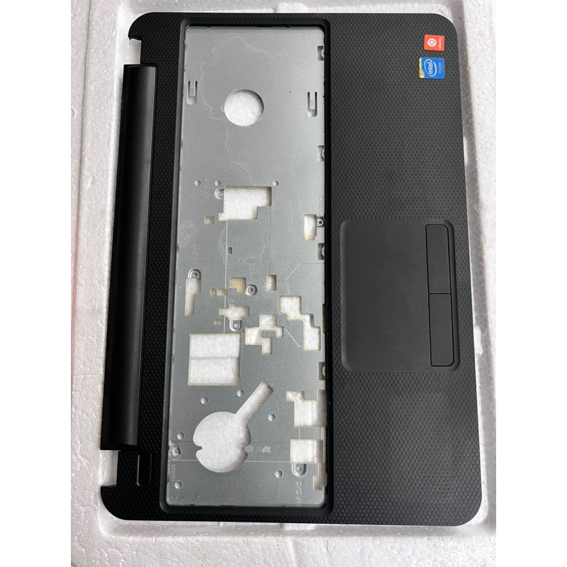 Thay Vỏ Laptop Dell Inspiron 15-3531 Cũ Còn Khá