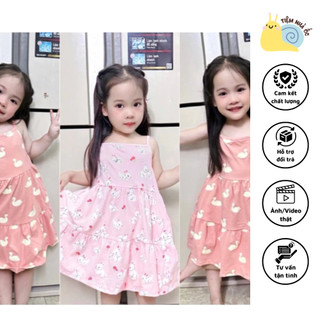 Set 2 váy 2 dây chất  cotton màu hồng siêu xinh cho bé gái ạ. Chất  liệu cotton 4c mềm mát, co giãn thoải mái