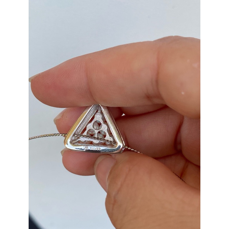 Mặt dây chuyền akoya