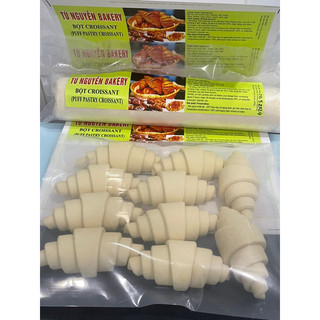 Bột croisant cán bơ ngon( bánh sừng trâu )1 cuộn 700gram