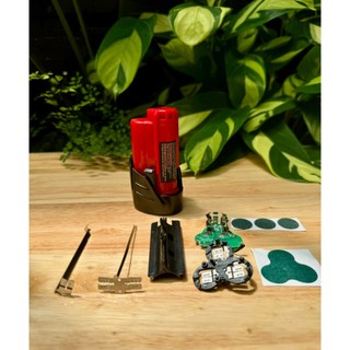 Vỏ mạch Milwaukee 3 cell 10.8V - 12V Li-ion, mạch nhận sạc zin. BN.