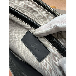 Ví cầm tay Burberry da thật