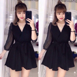 Đầm xoè cổ V tay voan lướl