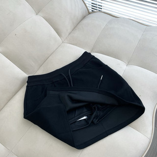 CHÂN VÁY COTTON XẺ ĐÙI ĐEN