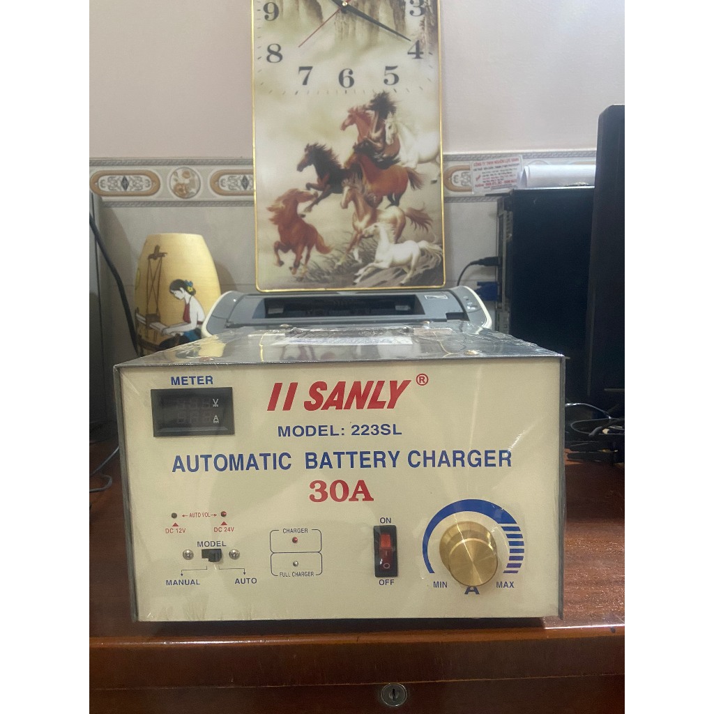 MÁY SẠC ẮC QUY SANLY  30A -12V-24V-Mã hàng: SANLY -30A-MẨU-MỚI