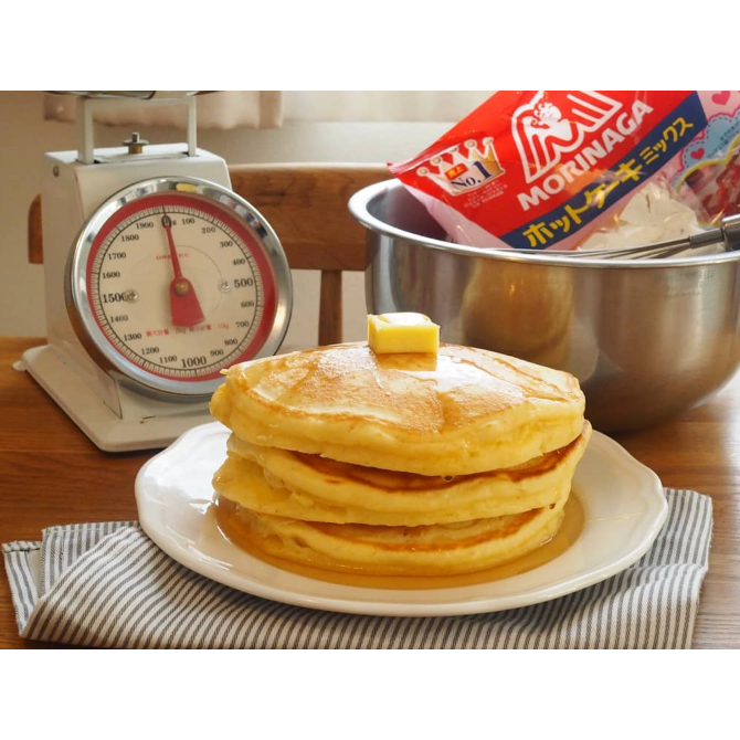 Bột làm bánh pancake muffin Morinaga gói 600g