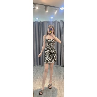 ĐẦM MONTEAULOS CÚP NGỰC NGẮN