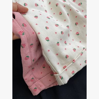 Quần short kaki nữ hoạ tiết dâu tây , quần đùi nữ phong cách