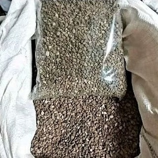 Đá rải mặt, trộn đất pumice