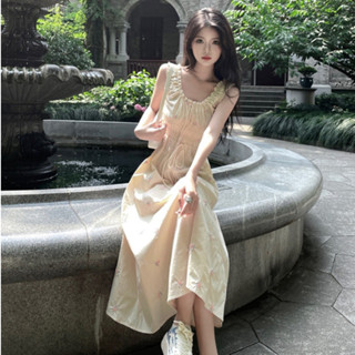  Đầm maxi nữ dài xoè hoạ tiết thêu hoa nhí Váy maxi nữ 2 dây thêu hoa dáng xòe Hàn Quốc 8995 