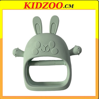 Gặm nướu cho bé bằng silicon từ 3 tháng trở lên kidzoo.com