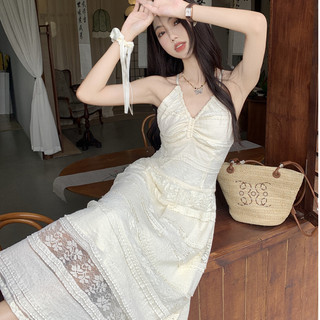 Đầm maxi trắng ren 2 dây hở lưng, váy maxi dáng dài ren mặc đi biển du lịch thời trang Hàn Quốc 9219