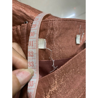 chân váy,lỗi nhỏ,lỗi dơ(k15)