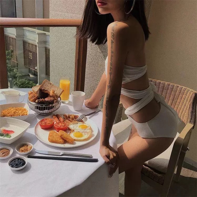 2 Món Bikini Đi Biển Cực Quyến Rũ Sang Trọng Thắt Dây Cổ Yếm Kiểu Hàn Quốc Geisha | BigBuy360 - bigbuy360.vn