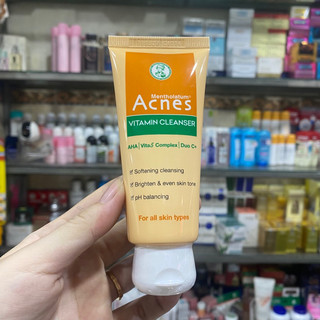 Kem rửa mặt sáng da - mờ sẹo & vết thâm Acnes Vitamin Cleanser 50g