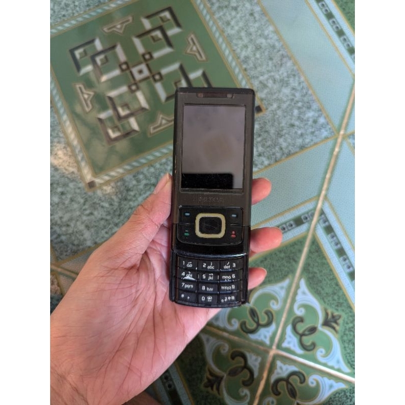 Xác điện thoại Nokia 6500s xả kho