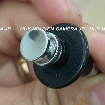 DÂY BẤM MỀM NIKON ZIN  MÁY ẢNH FILM NIKON FE , F2 , FM MỚI 99%