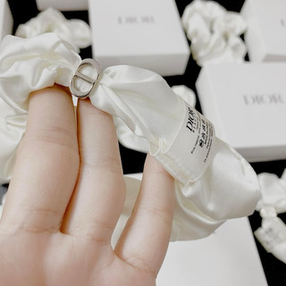 [AUTH] Dây Cột Tóc Dior Gift Fullbox