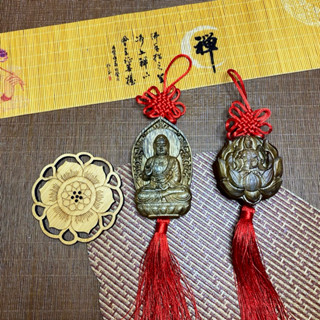 Khánh Trầm Hương Treo Xe Hơi - Mộc Thiên Long- Phật Tổ Như Lai & Phật Bà Quan Thế Âm Bồ Tát