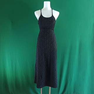 Đầm maxi hở lưng đan dây sau lưng màu đen