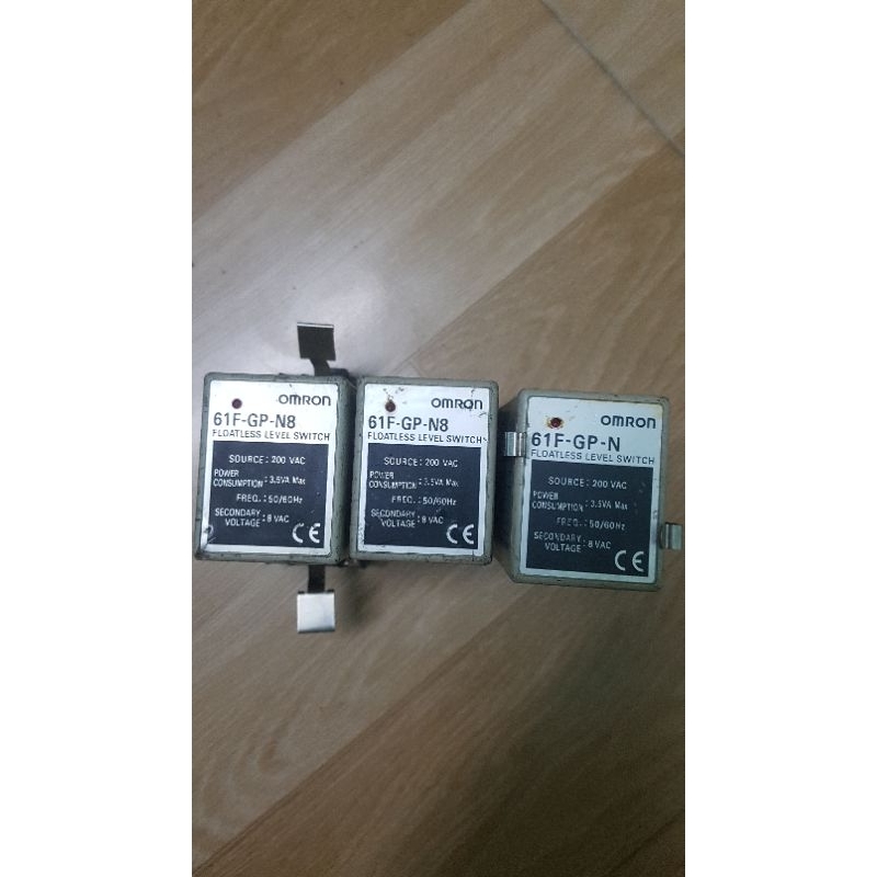 Bộ điều khiển mực nước Omron 61F-GP-N8 AC220