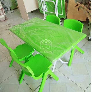 Bàn xếp gọn mầm non bàn học cho bé mẫu giáo mặt nhựa đúc chân sắt sơn tĩnh điện
