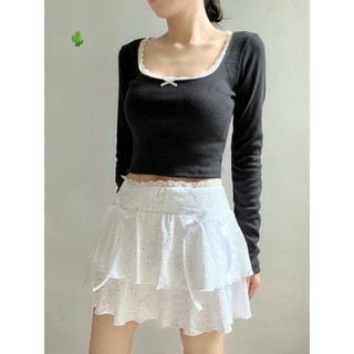 Áo tay dài croptop cổ vuông viền cổ ren , đính nơ nhỏ giữa cực xinh , chất thun gân dày dặn